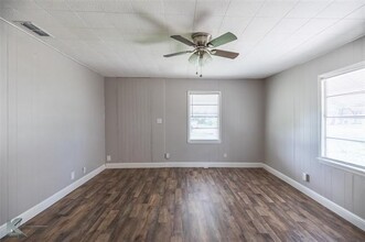 890 Ross Ave in Abilene, TX - Building Photo - Building Photo