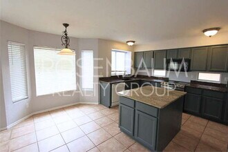 1115 S Tiago Dr in Gilbert, AZ - Building Photo - Building Photo