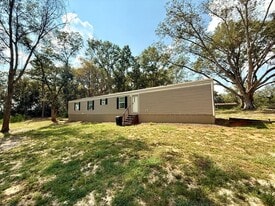 124 County Rd 3339 in Brundidge, AL - Building Photo