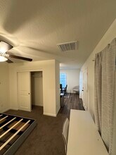 1336 Sterling Hl Ct in Merced, CA - Building Photo - Building Photo