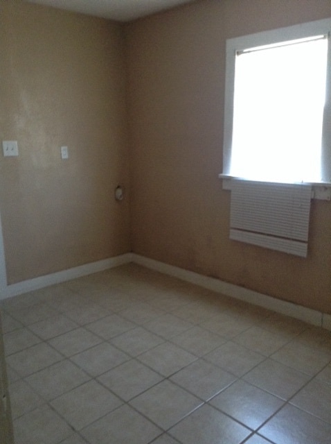 property at 404 S Cleveland St