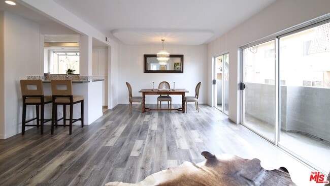 property at 1811 Manning Ave