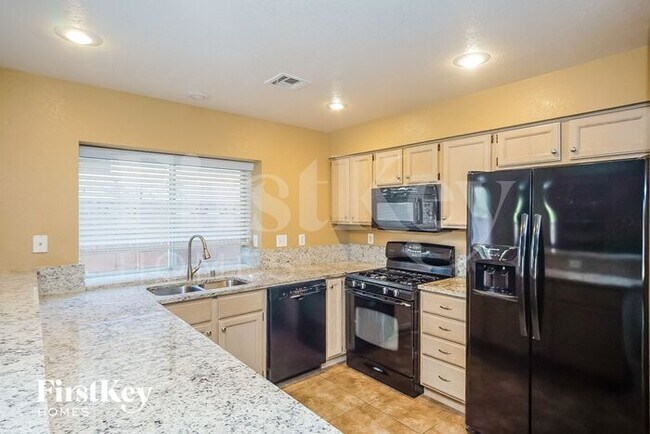 9300 Magic Flower Ave in Las Vegas, NV - Building Photo - Building Photo