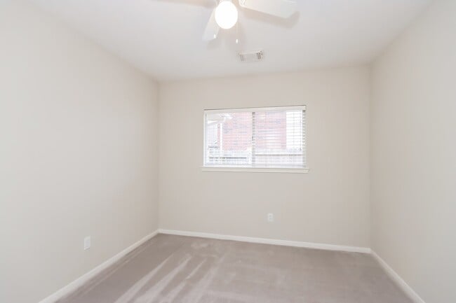 16310 Great Forest Ct