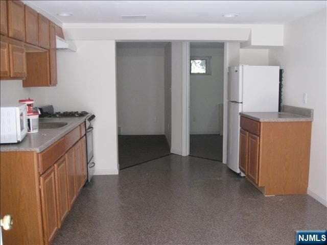 property at 249 Knickerbocker Rd
