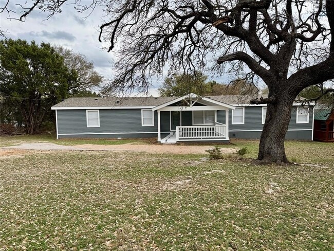 831 Rolling Block Dr in Liberty Hill, TX - Building Photo - Building Photo