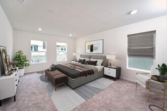 729 Daniel Freeman Cir in Inglewood, CA - Building Photo - Building Photo