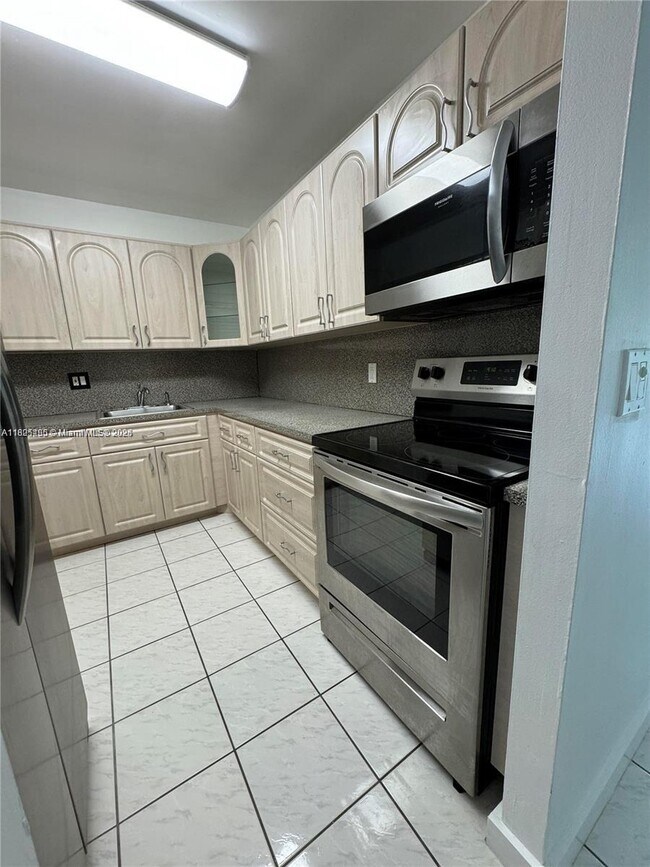 property at 7787 SW 86th St