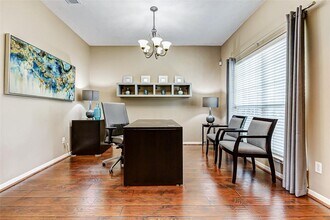 2208 Breezeway Bend Dr in Pearland, TX - Foto de edificio - Building Photo