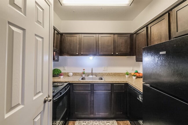 property at 5900 N Braeswood Blvd