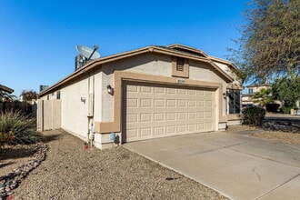8834 W Morningside Dr in Peoria, AZ - Building Photo - Building Photo
