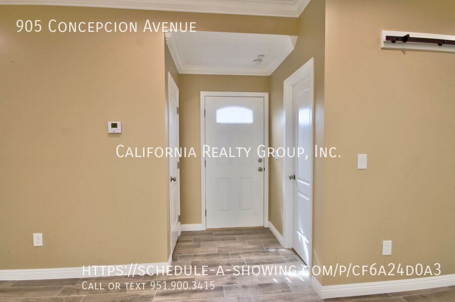 905 Concepcion Ave in Spring Valley, CA - Building Photo