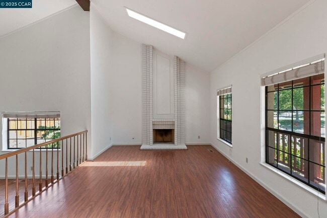 332 Cameron Cir in San Ramon, CA - Building Photo - Building Photo