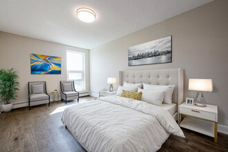 Bryden Apartments in Guelph, ON - Building Photo - Building Photo