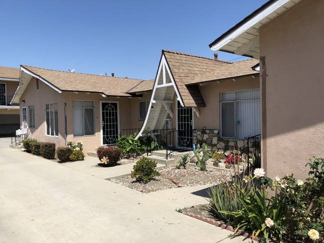 6621 Walker Ave in Bell, CA - Building Photo - Other