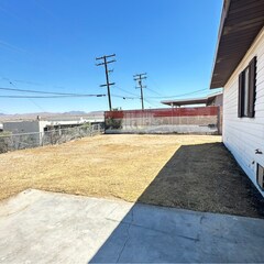 661 Patricia Ave in Barstow, CA - Foto de edificio - Building Photo