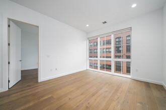 1405 Clinton St in Hoboken, NJ - Building Photo - Building Photo