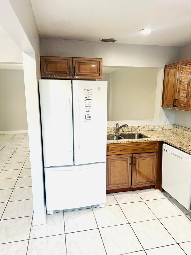property at 5145 Breckenridge Pl