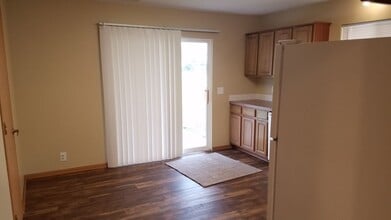 3611 Ave G in Council Bluffs, IA - Building Photo - Building Photo