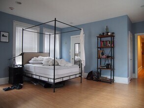 1157 Commonwealth Ave, Unit 2 in Boston, MA - Foto de edificio - Building Photo