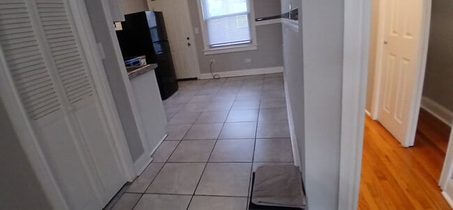 1136 W 84th St in Chicago, IL - Building Photo - Building Photo