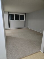 4507-144 44 Ave in Stony Plain, AB - Building Photo