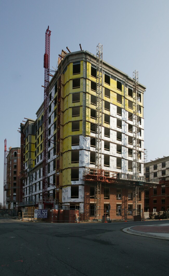 Station Square at Clarendon in Arlington, VA - Building Photo - Building Photo