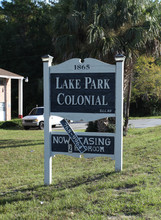 Lake Park Colonial in Jacksonville, FL - Foto de edificio - Building Photo