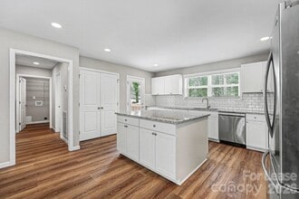 931 E Front St in Statesville, NC - Building Photo - Building Photo