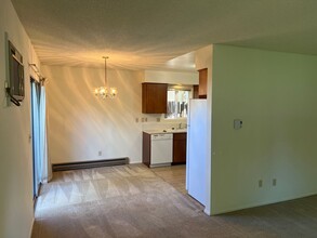 1104 Francis Ave-Unit -1104 in Walla Walla, WA - Building Photo - Building Photo