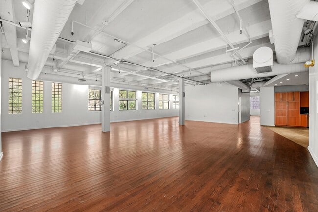 1301 S Wabash Ave in Chicago, IL - Building Photo - Building Photo