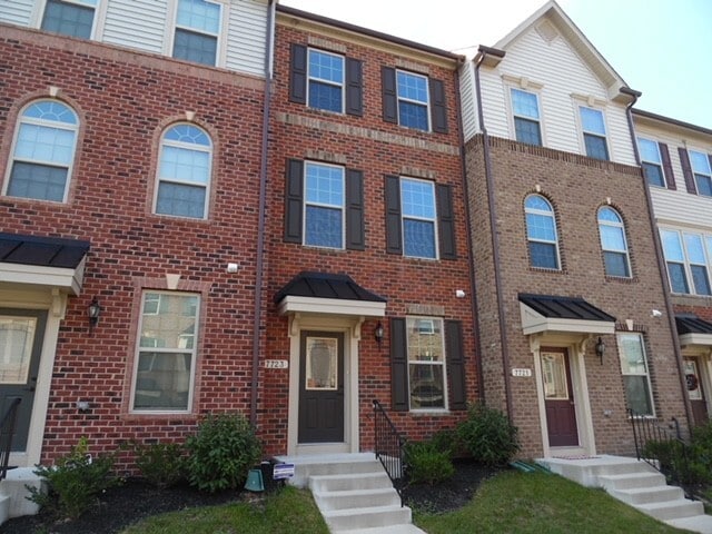 property at 7723 Duncannon Ln