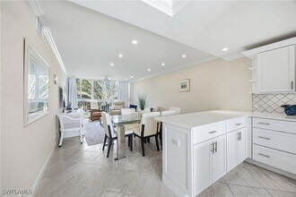 610 Broad Ave S in Naples, FL - Building Photo - Building Photo