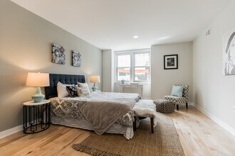 1245 N Myrtlewood St in Philadelphia, PA - Building Photo - Building Photo