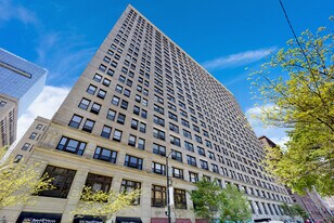 600 S Dearborn St in Chicago, IL - Building Photo