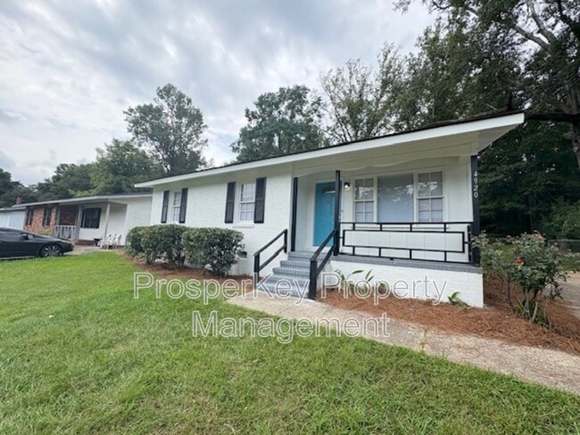 property at 4920 Gardiner Dr