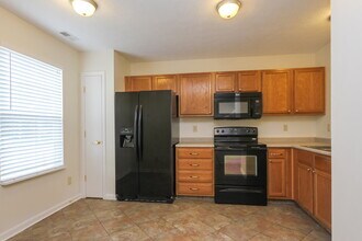 17764 Cedarbrook Dr in Westfield, IN - Building Photo - Building Photo