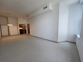 130 Beach St in Quincy, MA - Building Photo - Building Photo