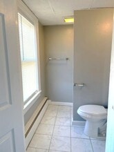 1295 Main St, Unit Unit 2B in West Warwick, RI - Building Photo - Building Photo