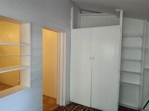 11342 Peachtree Dr in Miami, FL - Building Photo - Building Photo