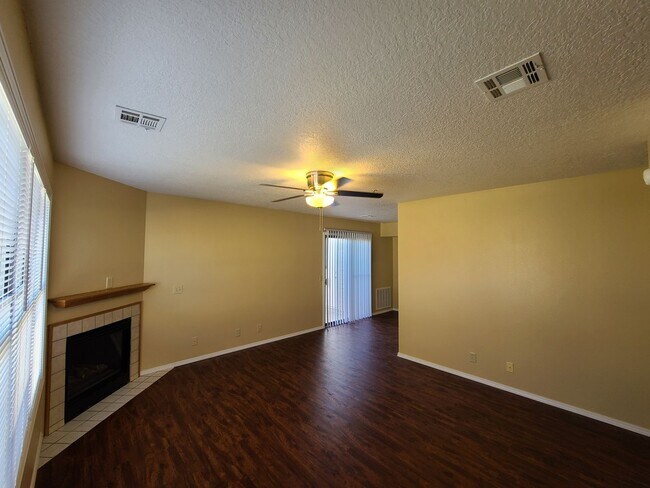 2323 7th St in Loma Linda, MO - Building Photo - Building Photo