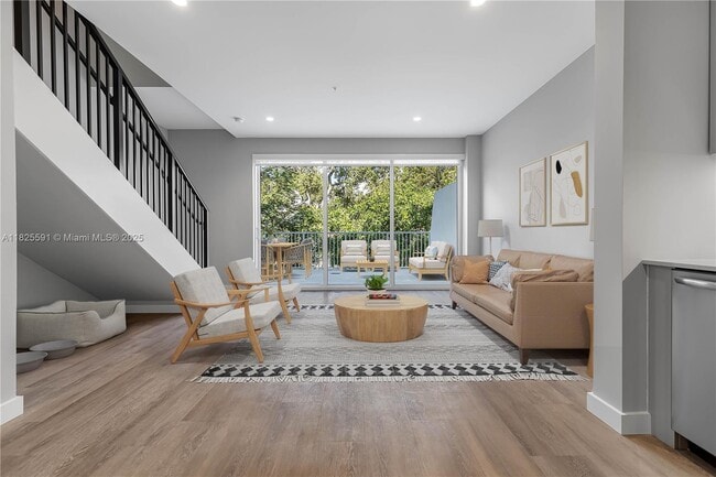 property at 3335 Thomas Ave