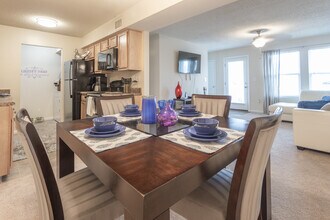 Ashbrook Apartments in Virginia Beach, VA - Foto de edificio - Interior Photo