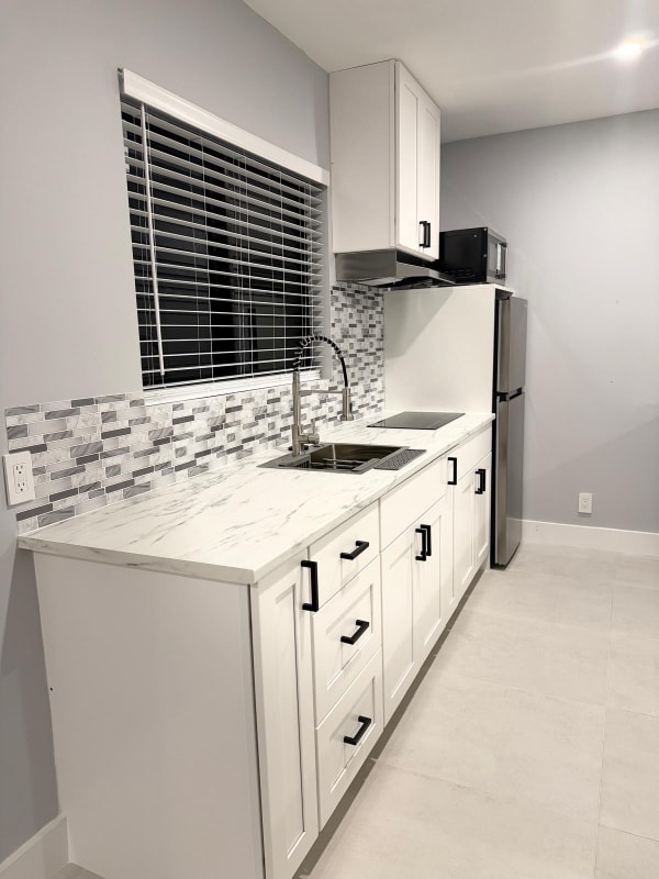 3431 Thomas St in Hollywood, FL - Building Photo - Building Photo