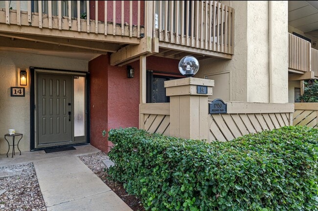 12950 Dartford Trail in Wellington, FL - Building Photo - Building Photo