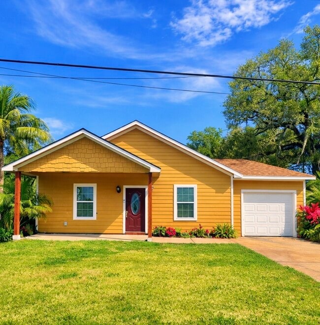 property at 2734 Duncan Dr