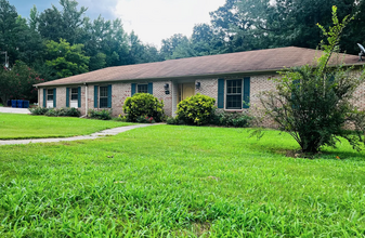 161 Mission Dr in Alabaster, AL - Building Photo - Building Photo