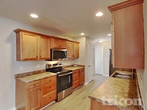 1721 Stephenson Ln in Spring Hill, TN - Building Photo - Building Photo