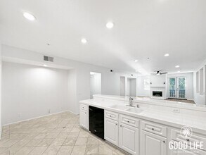 30 Taquitz in Irvine, CA - Building Photo - Building Photo