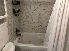 1260 York St, Unit 406 in Denver, CO - Foto de edificio - Building Photo